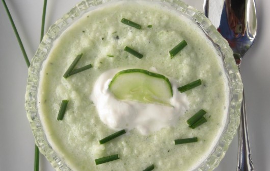 Refreshing Cucumber & Chive Soup Refreshing Cucumber & Chive Soup