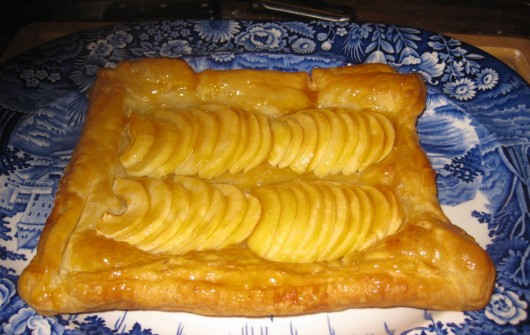 Glazed Apple Tart