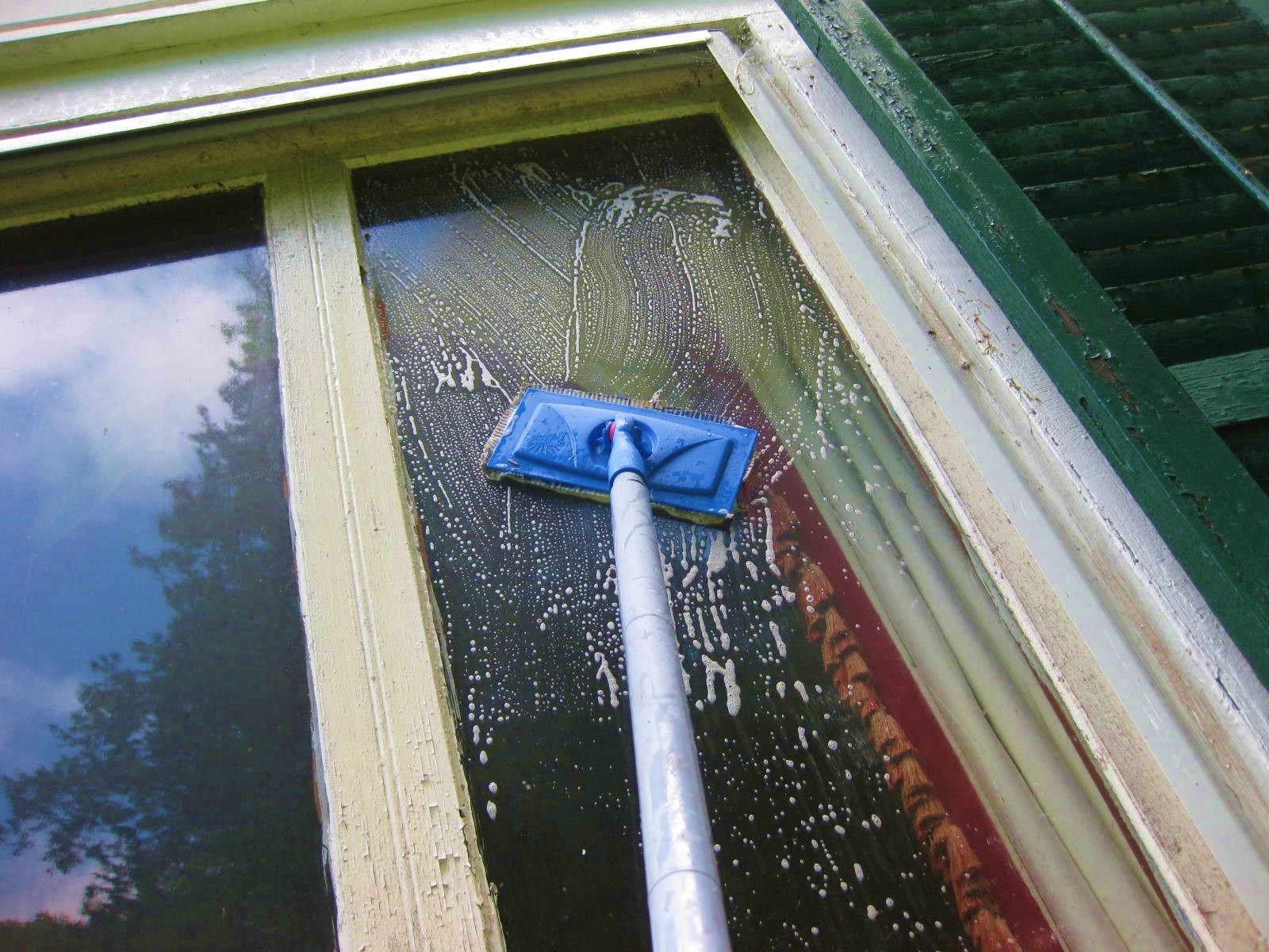 eazer 76'' Spray Window Squeegee Cleaner Tool, 3-in-1 Window