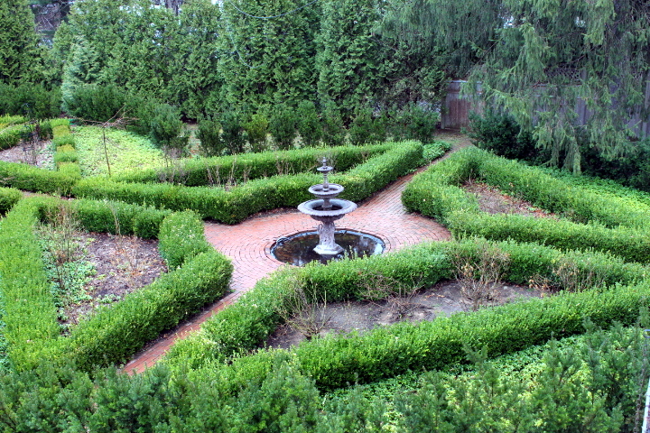 Mid-April Garden Tour