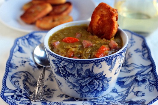 Pea and Pinot Grigio Soup