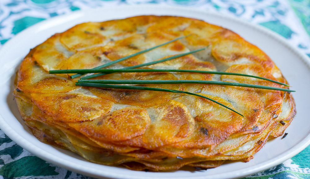 pommes anna with chives garnish chive stems 9-04-16