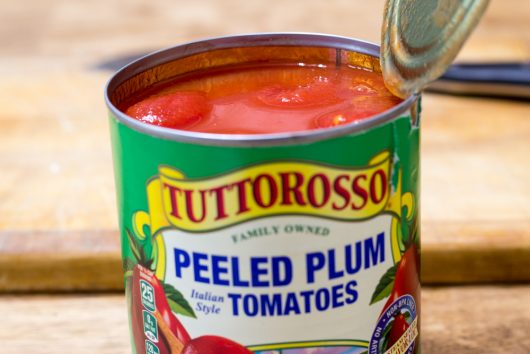 a can of peeled plum tomatoes