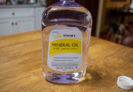 How To Clean Up Mineral Oil  