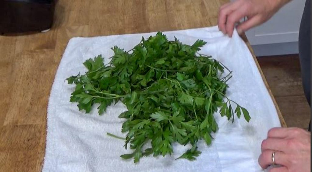 How to Dry Parsley in the Oven Kevin Lee Jacobs