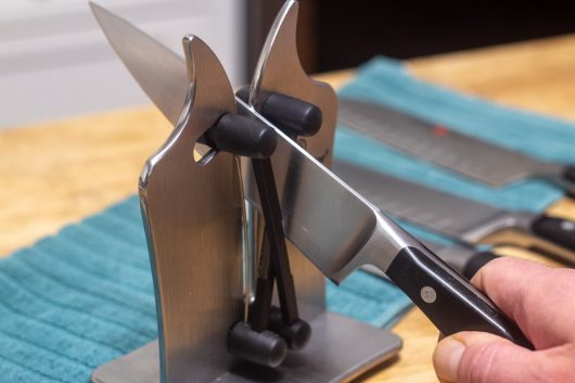 Brod & Taylor Professional Knife Sharpener - Quick Demo 