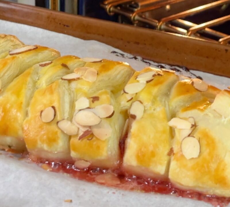 Puff Pastry with Jam and Brie